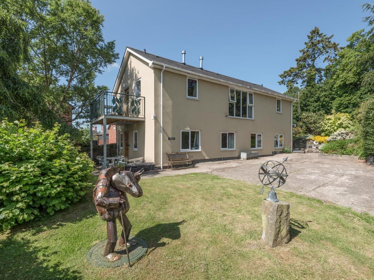 The Schoolhouse Bakehouse Apartment Bishop's Castle Exterior photo